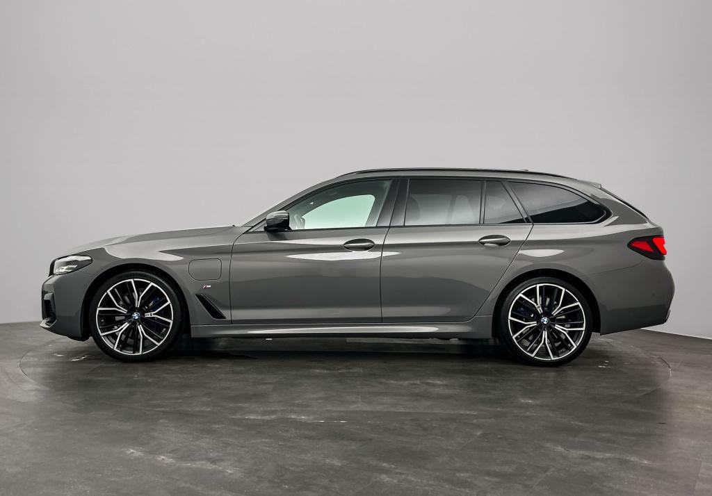 BMW 5 Serie touring 530e high executive m-sport