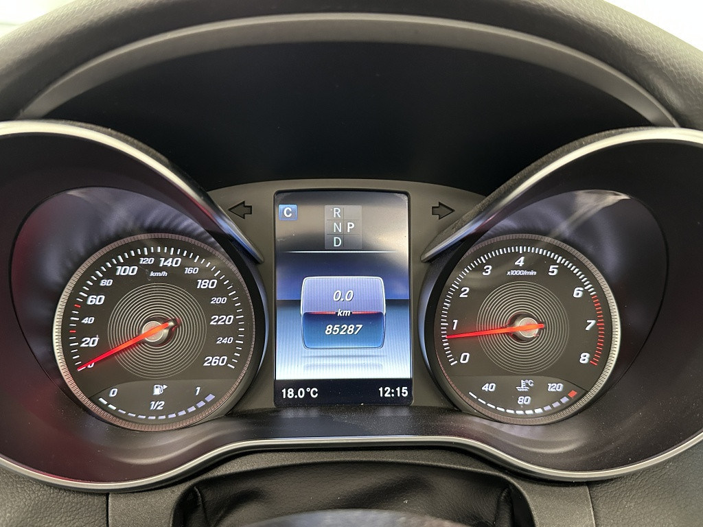 Mercedes-Benz C-Klasse cabrio 200 amg line 230pk | trekhaak | airscarf | 18