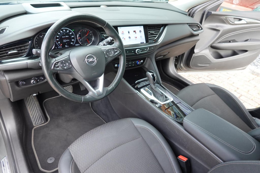 Opel Insignia sports tourer 1.5 turbo innovation