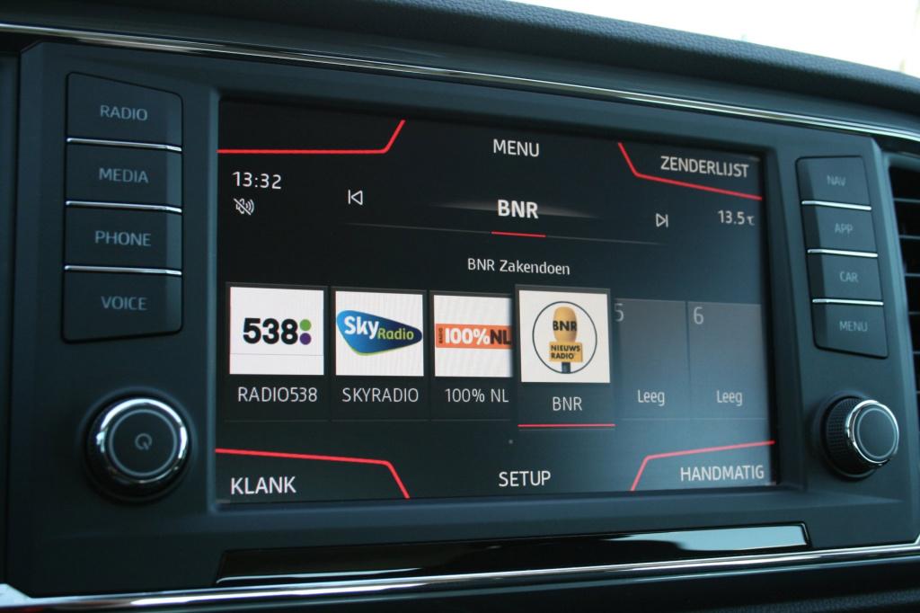 Seat Ateca 1.0 ecotsi style / navi / cruise / pdc