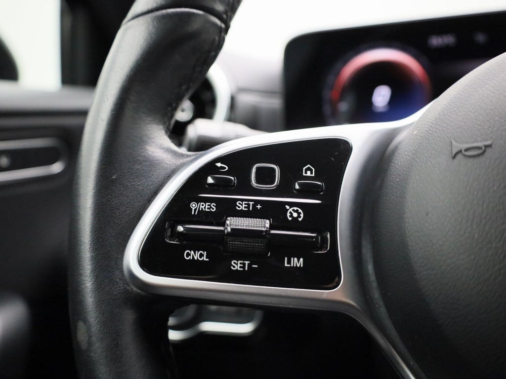 Mercedes-Benz A-Klasse 250 e | navigatie | apple carplay / android auto | c