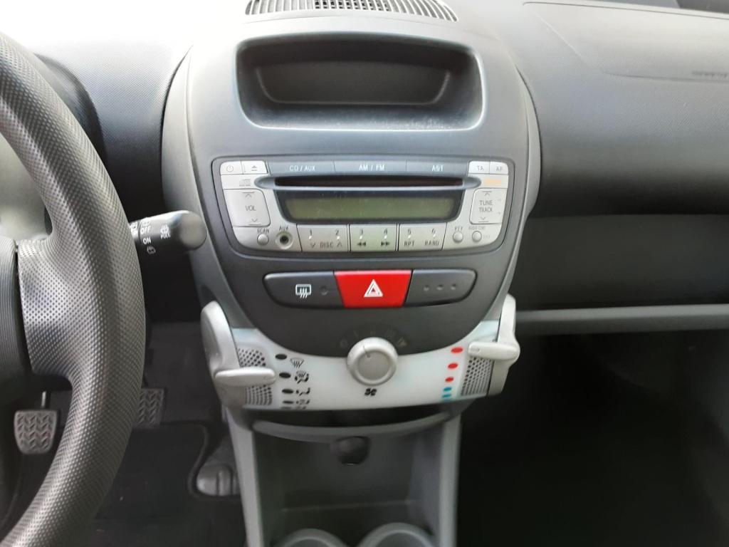 Peugeot 107 1.0-12v xr