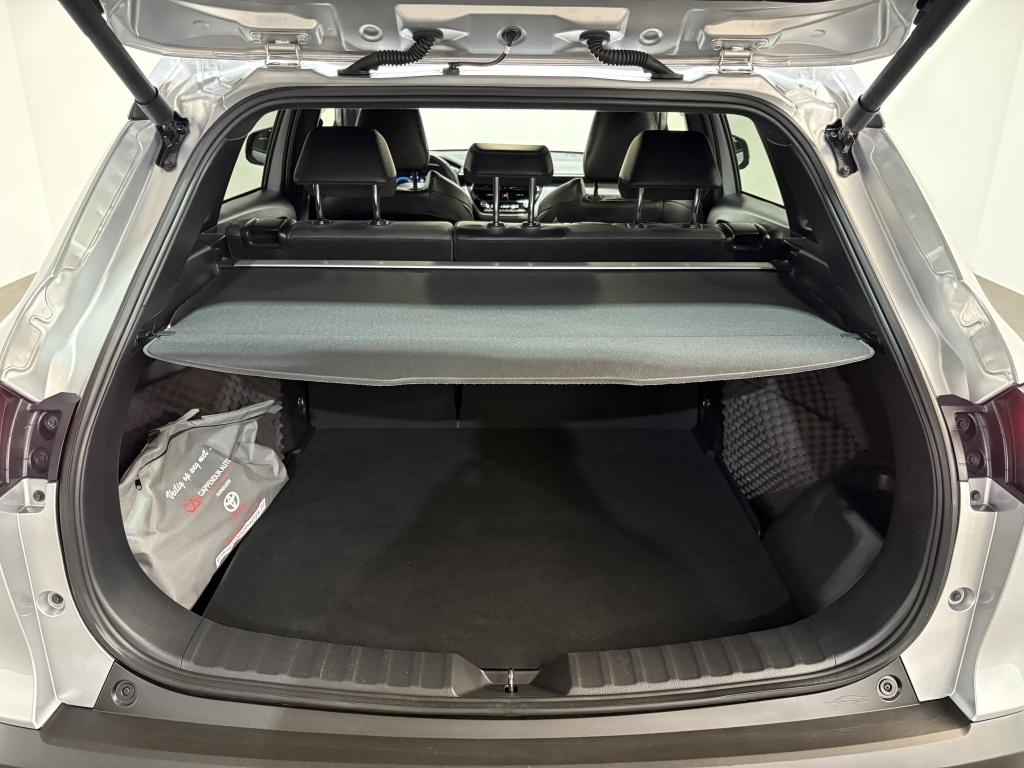 Toyota Corolla Cross 2.0 hp hybrid first edition