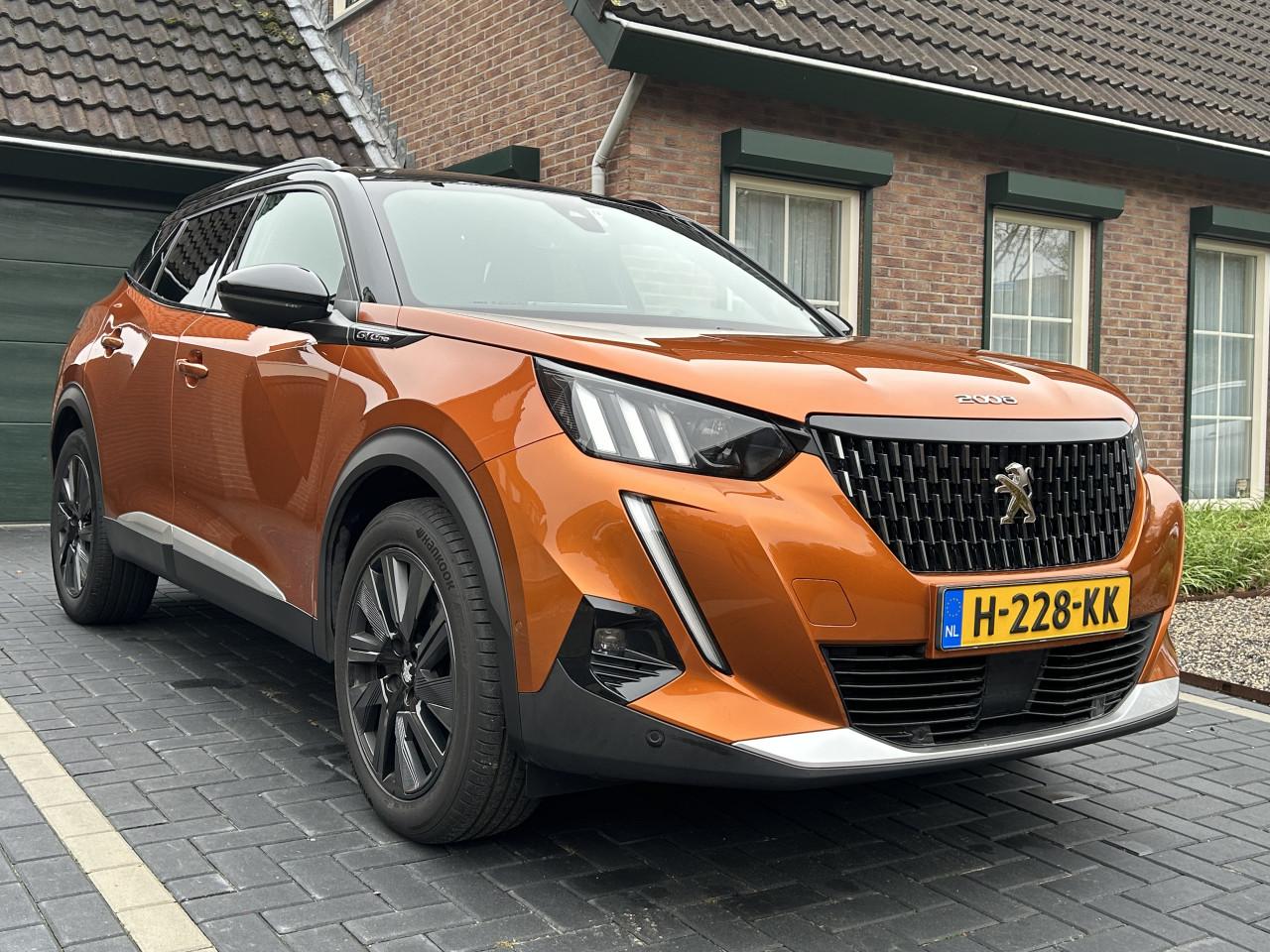 Peugeot 2008 1.2 PureTech GT-Line 130pk met trekhaak