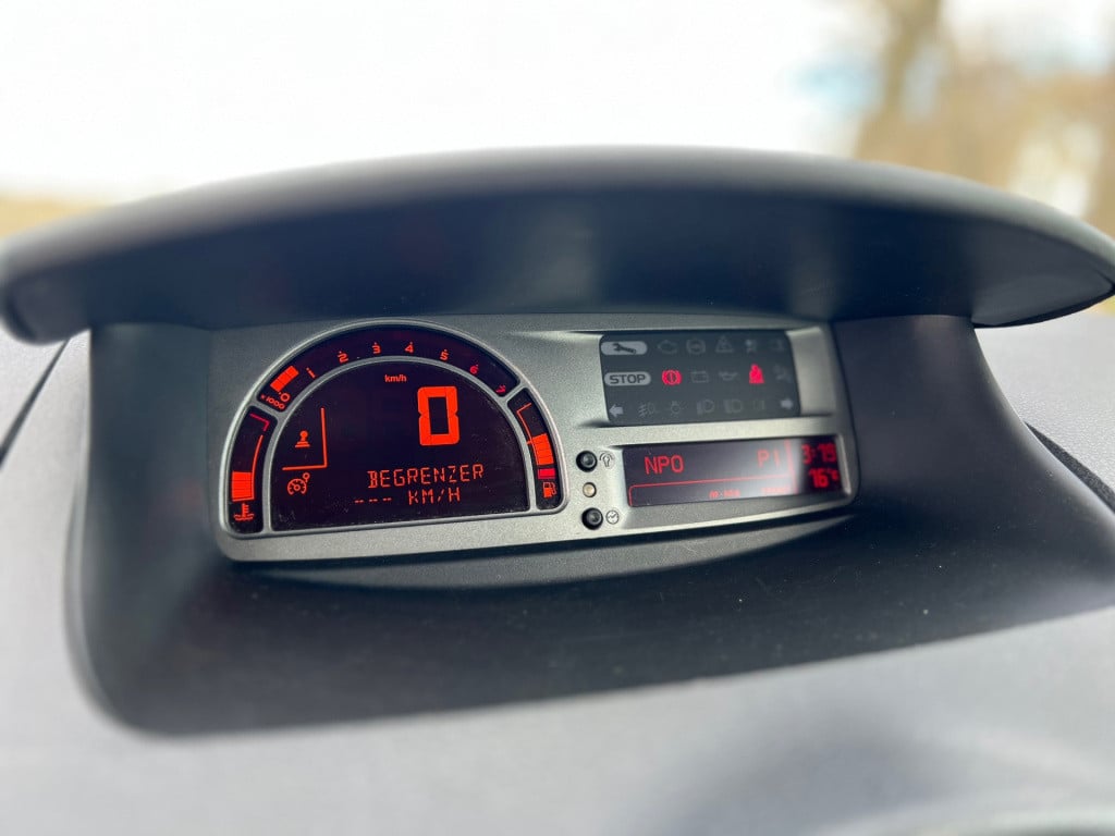 Renault Modus 1.2-16v dynamique // 28.000 km! // new