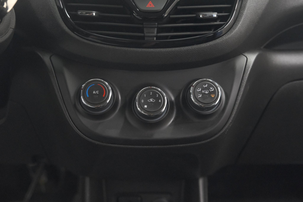 Opel Karl 1.0 rocks online edition