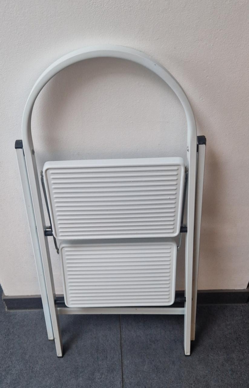 Excelsior huidhoudtrap, 2 treden