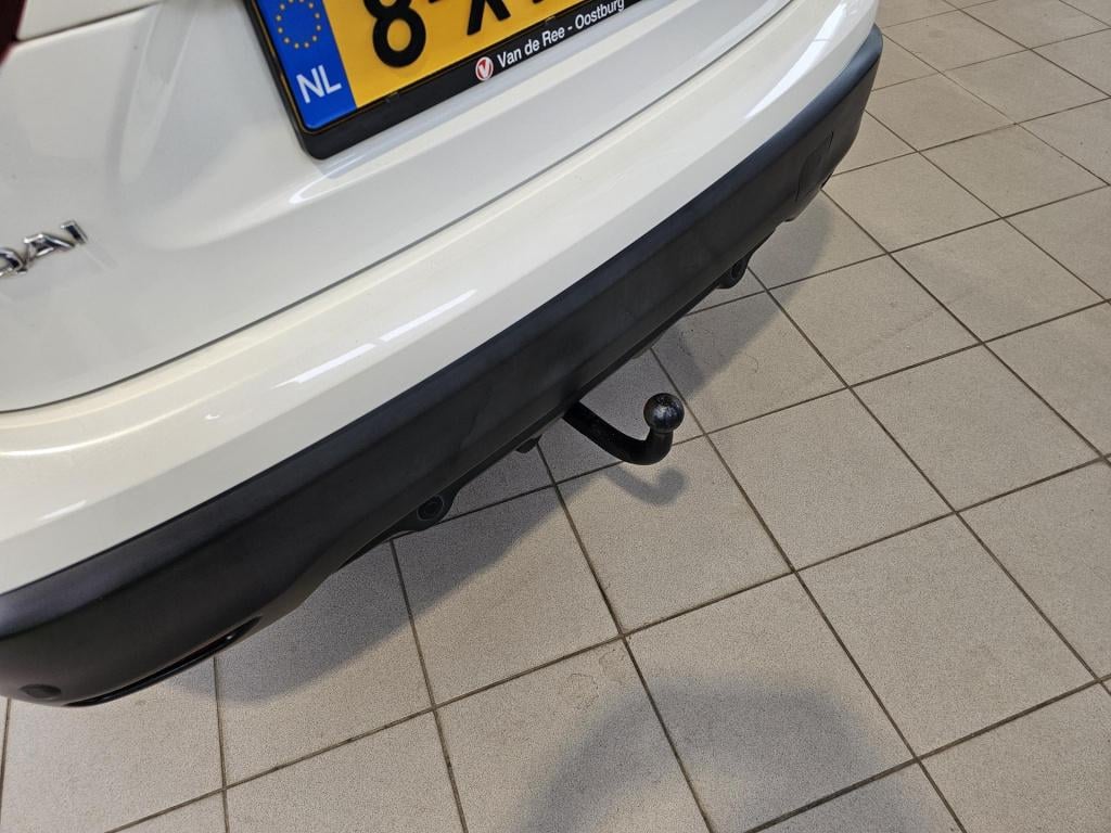 Nissan Qashqai 1.2 premier edition