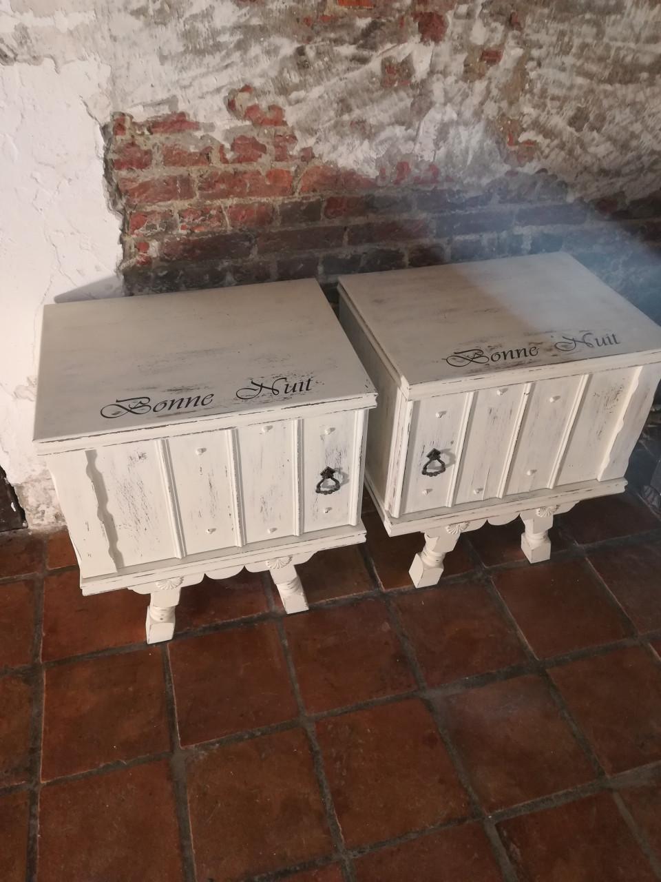 2 Brocante nachtkastjes