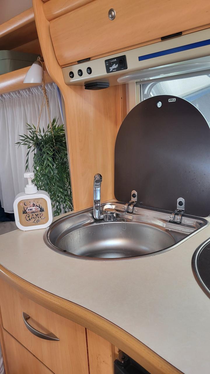 Nette Fendt caravan