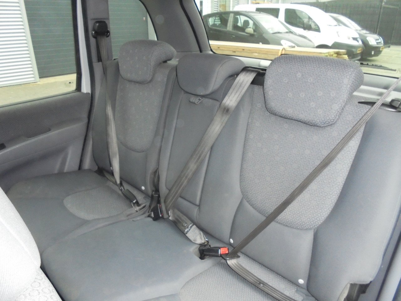 Matrix 1.6i Apk nieuw bij aflevering nette auto 144.062 Km met N.A.P € 1850
