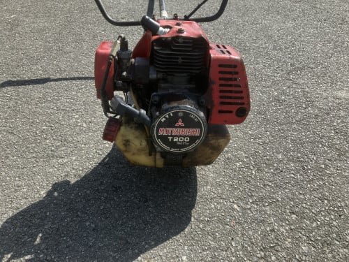 Te koop 2 bosmaaiers met hulpstukken