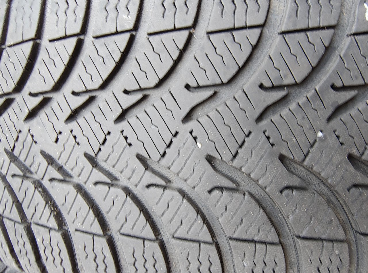 A246 set Mercedes velgen met winterbanden Michelin Alpine 205/55 R16
