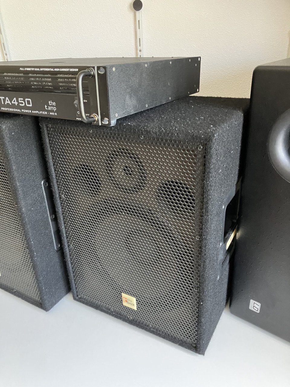 Versterker 2x 200w met boxen