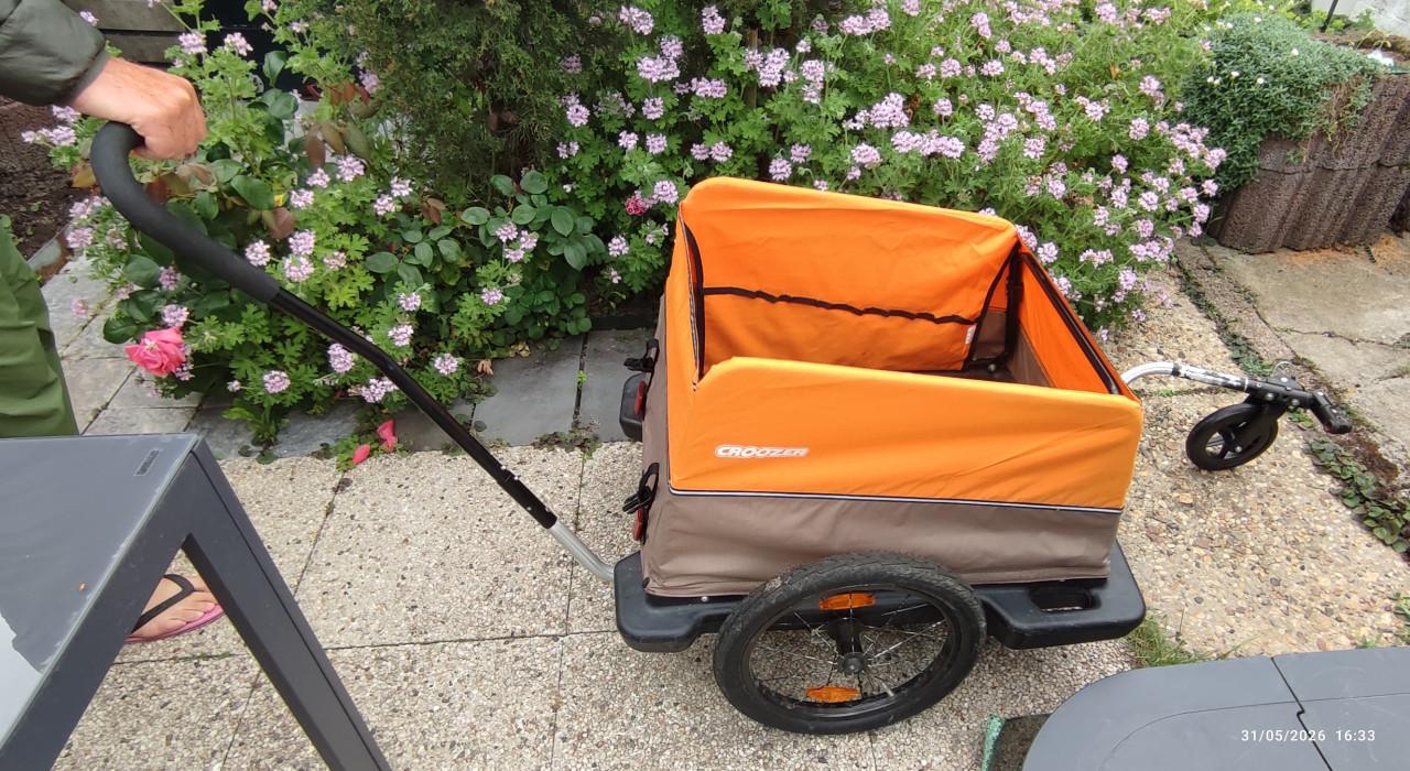 Croozer Cargo fietsaanhanger (of handkar) + reservewiel