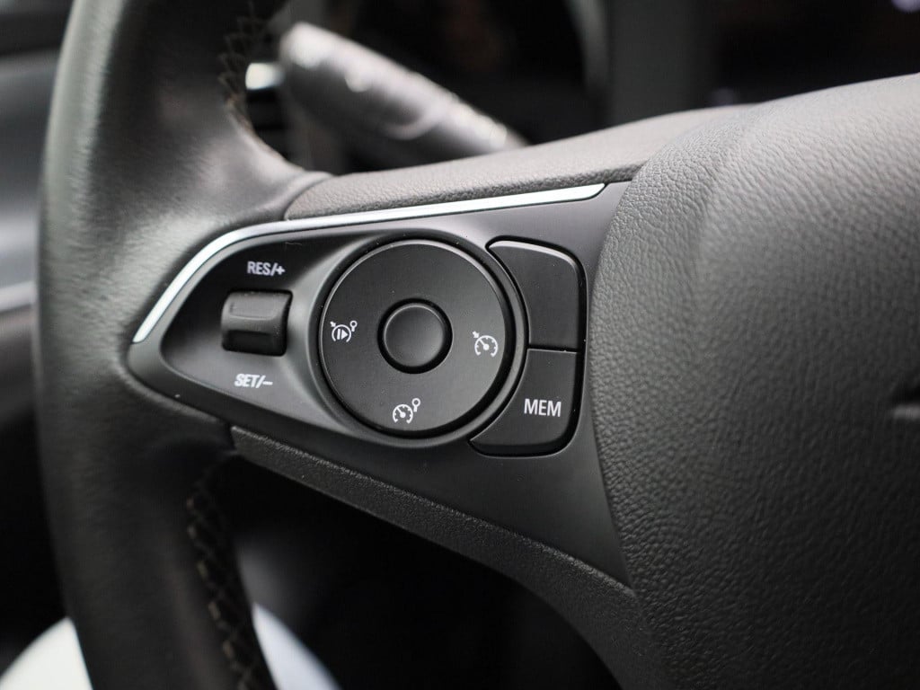 Opel Mokka 1.2 edition | parkeer sensoren | navigatie | airco | led | virtu