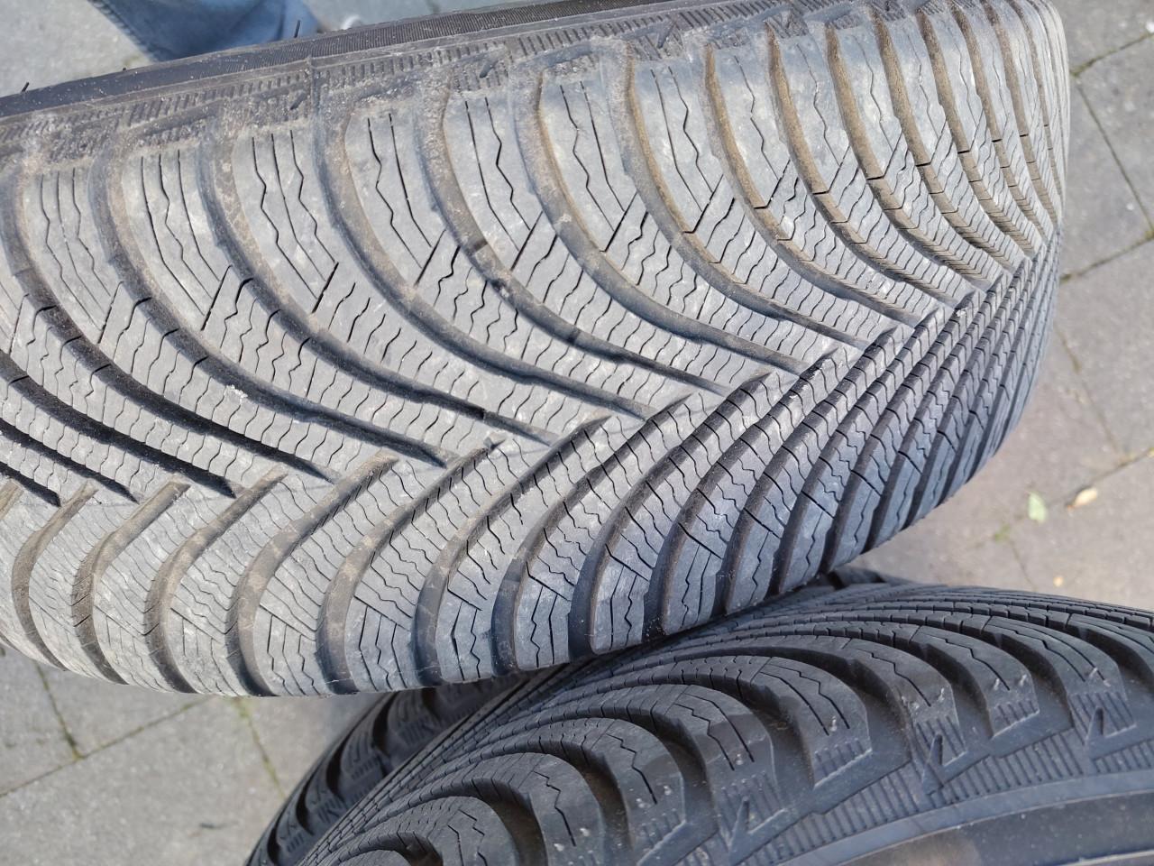 Set wielen Toyota Auris/Corolla/Prius met winterbanden