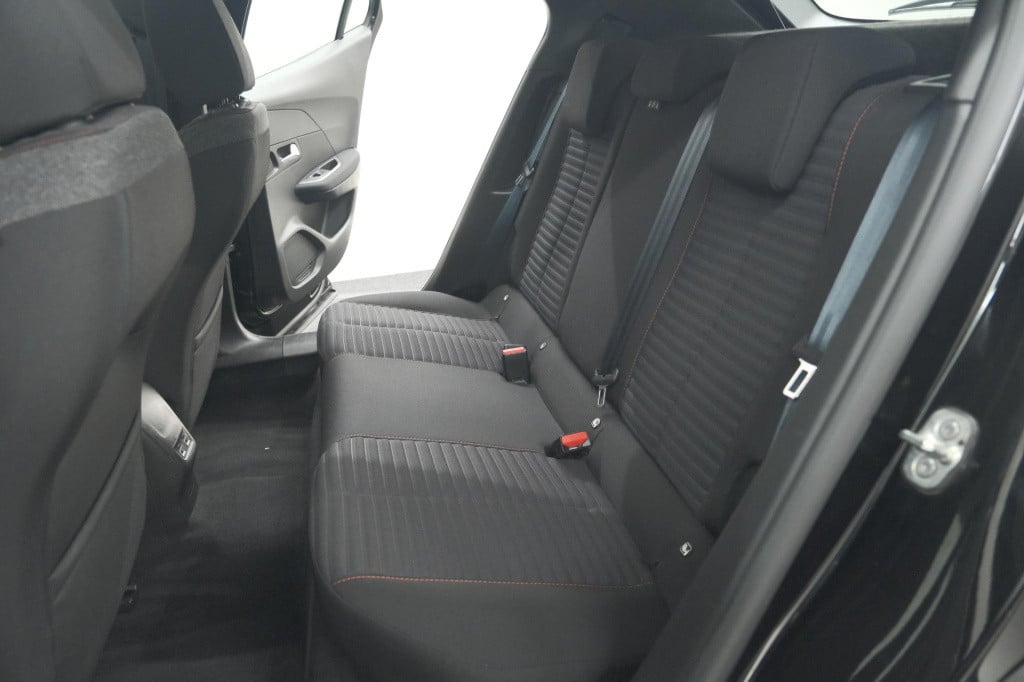 Peugeot E-2008 ev active pack 50 kwh | 3 fase | camera | navigatie | parkee