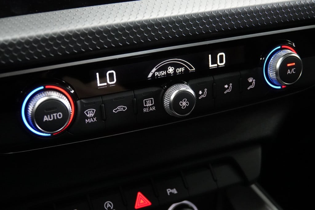 Audi A1 Sportback 35 tfsi | black edition | camera | carplay |