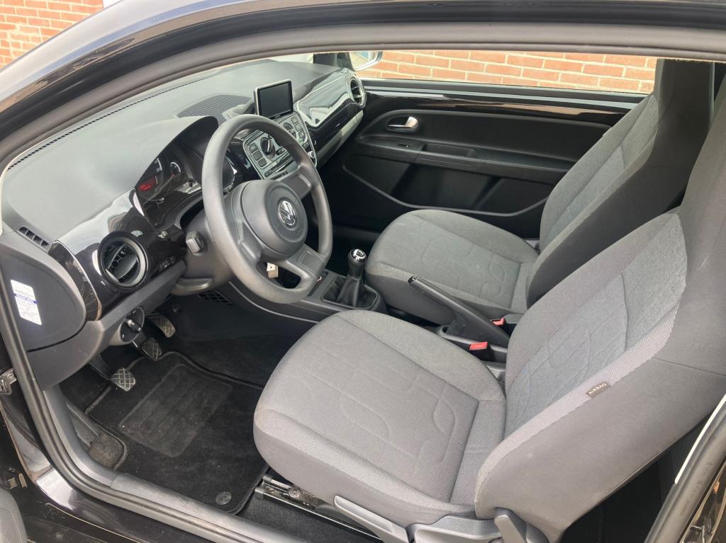 Volkswagen UP! 1.0 move up! bluemotion