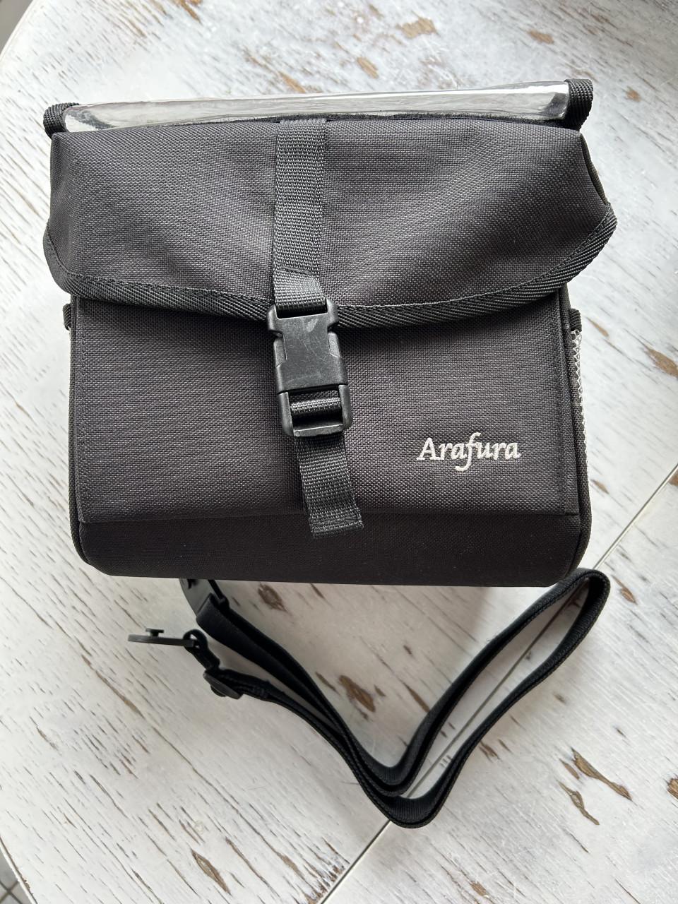 Aangeboden:  Arafura stuurtas voor op de fiets.  Kleur: zwart aan de bovenk