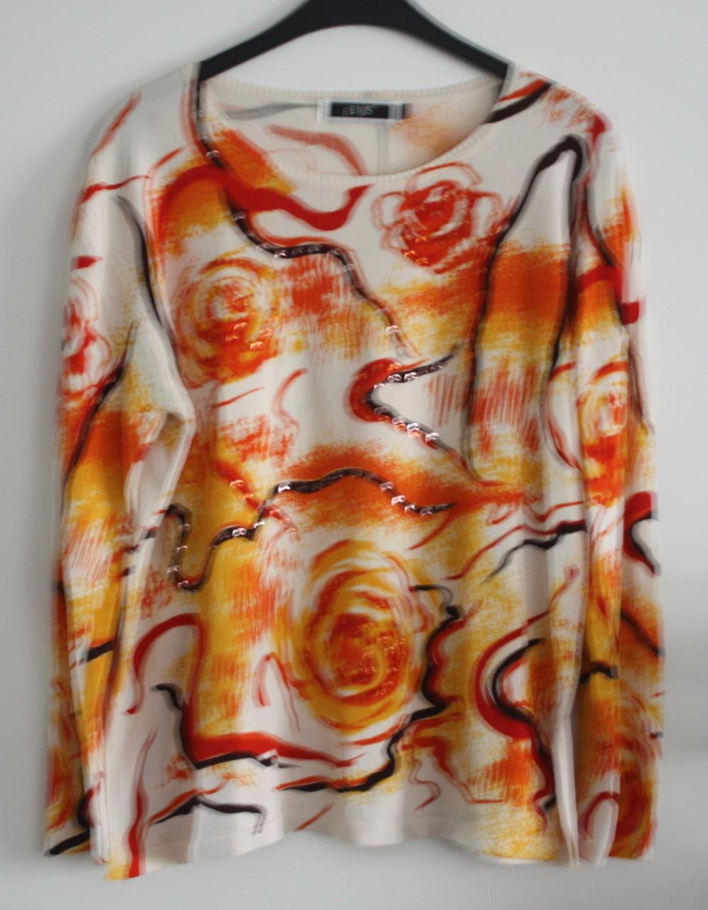 Truitje ornje rood met print  maat xl-xxl