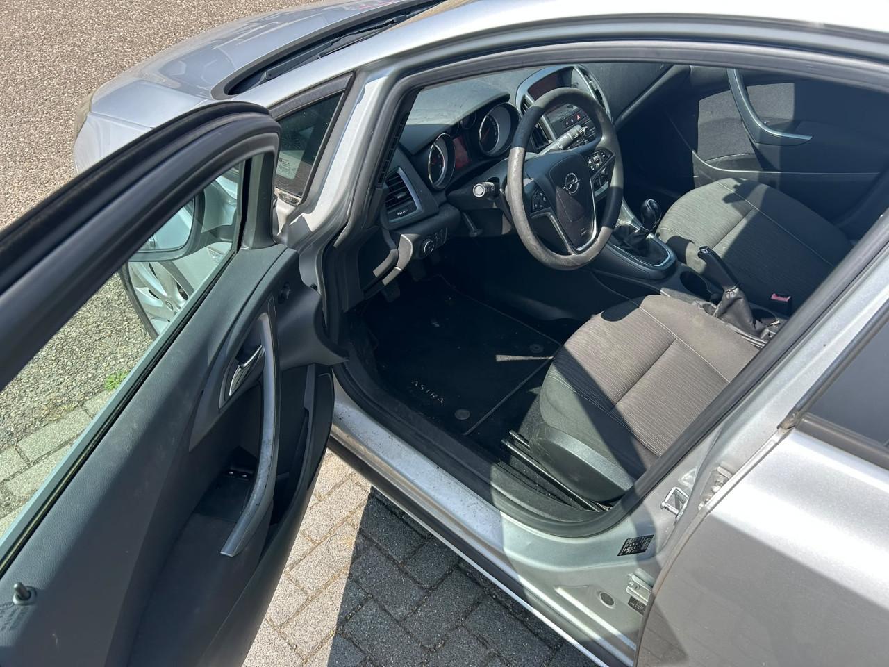 Opel Astra Sports Tourer 1.7 CDTi Business+ Airco Navi Cruise APK 02-2027