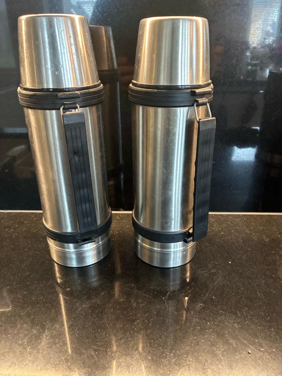 2x RVS thermoskan