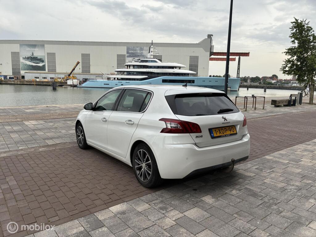 Peugeot 308 1.6 THP Allure Pano Led km115.218 Nap 5Deurs BJ2014