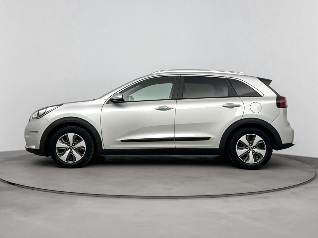 Kia Niro 1.6 gdi hybrid businessline | navigatie | parkeercamera | hybride 