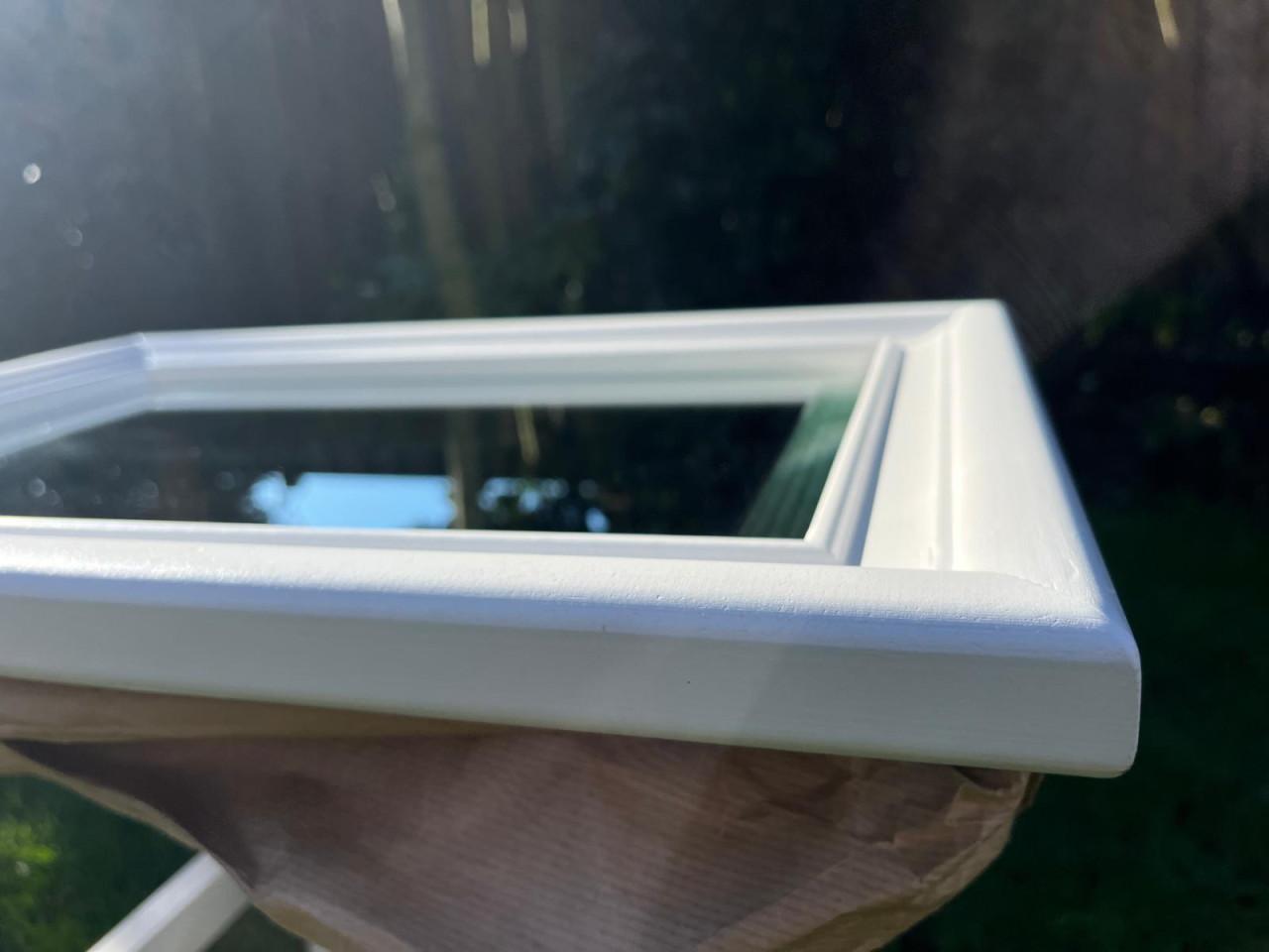 Spiegel met facet in houten lijst 53x38 cm buitenmaat