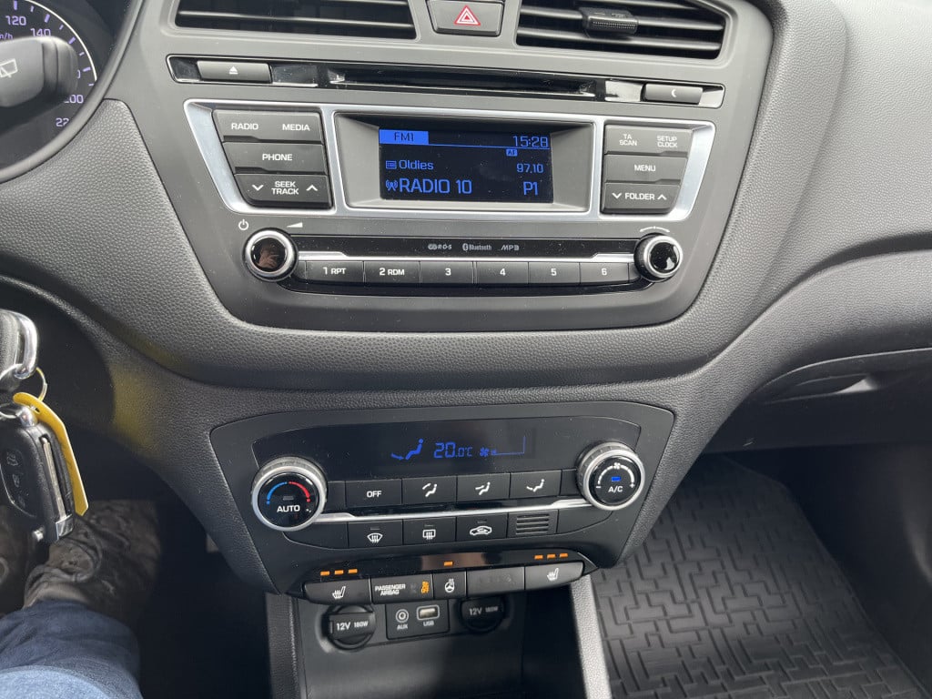Hyundai I 20 1.2 hp i-motion premium 42 dkm