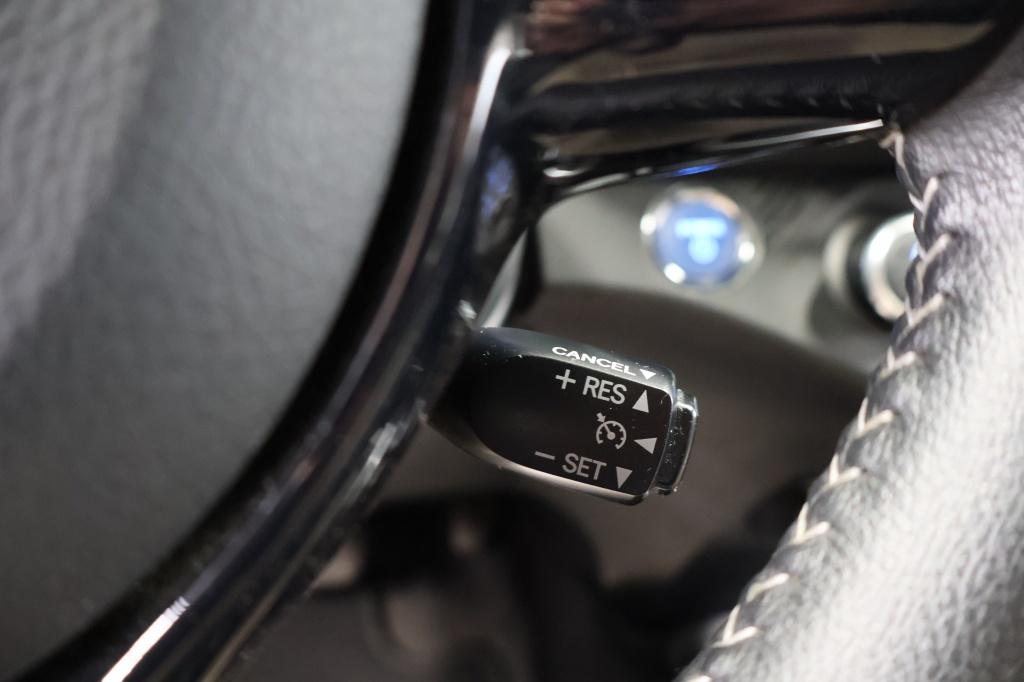 Toyota Yaris 1.5 hybrid executive