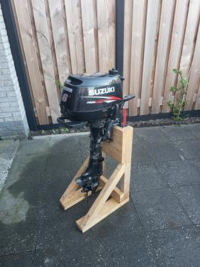 Nimarine Rhino Black 2.90 rubberboot met een 6 pk Suzuki DF6