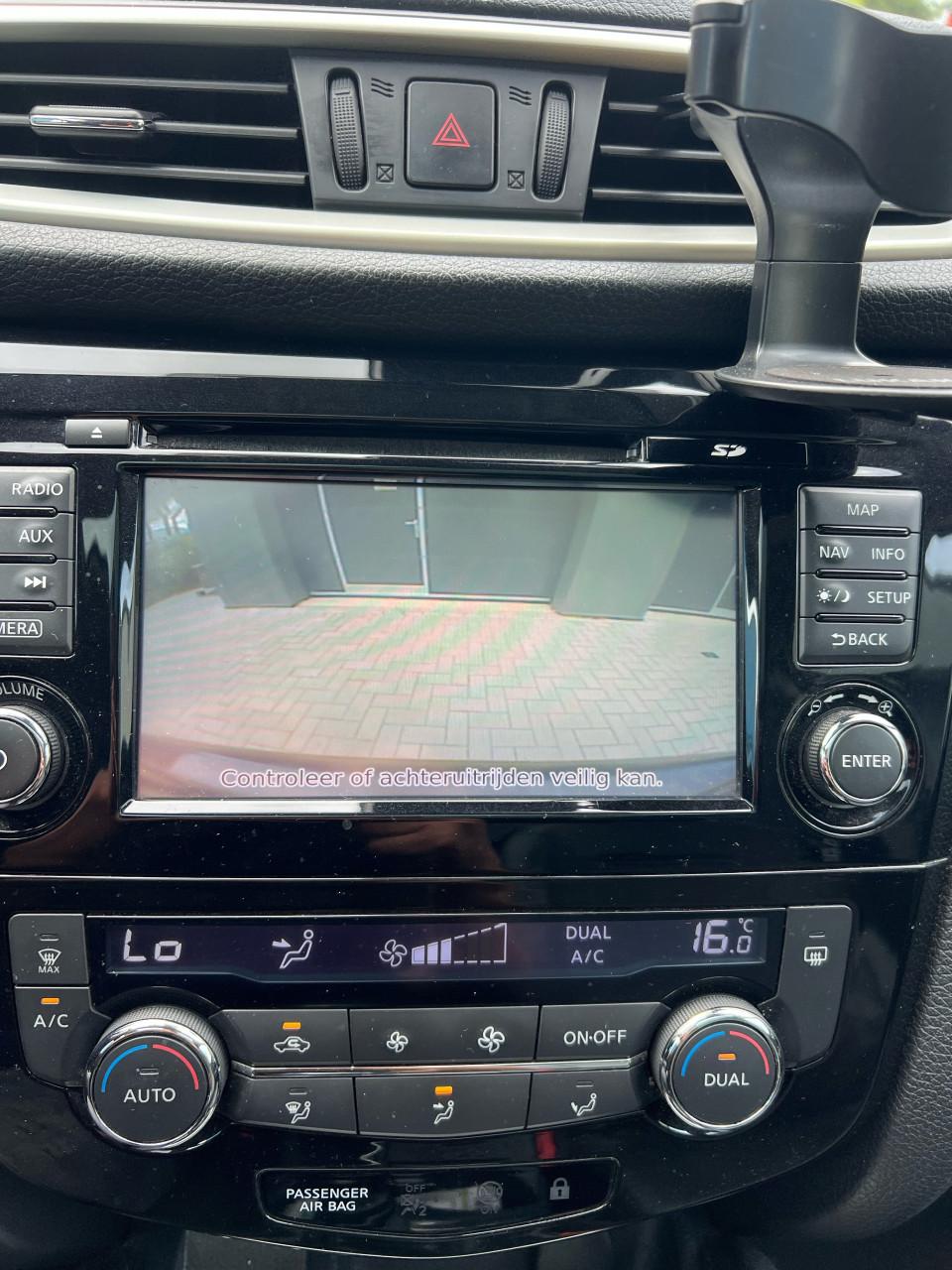 Nissan Qashqai 1.2Connect Edition Camera/pano