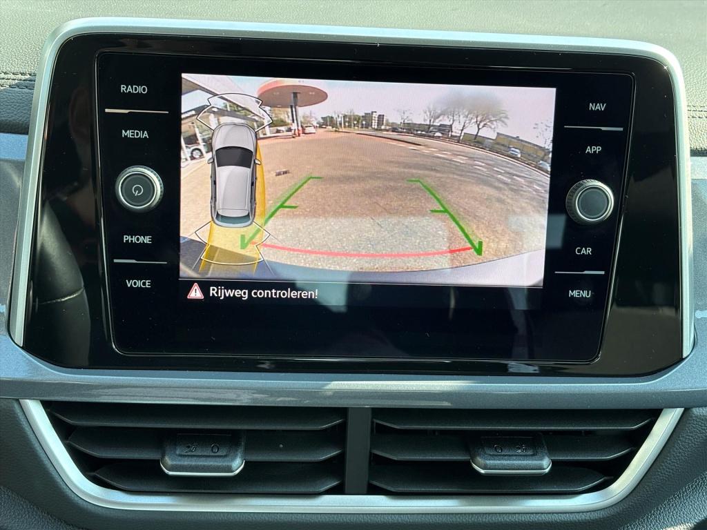 Volkswagen T-roc 1.5 tsi 150pk 7-dsg style|camera|carplay|keyless| rijklaar