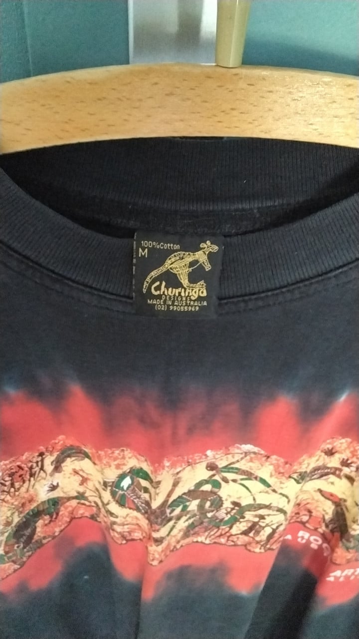 T shirt Rock Art Australia