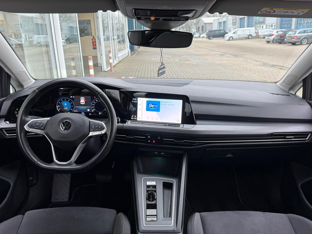 Volkswagen Golf 1.5 etsi style