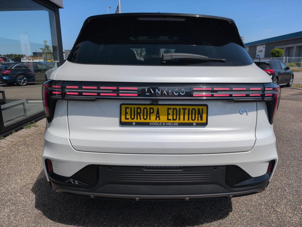 Lynk & Co 01 1.5 276pk phev more | pano | carplay | leer