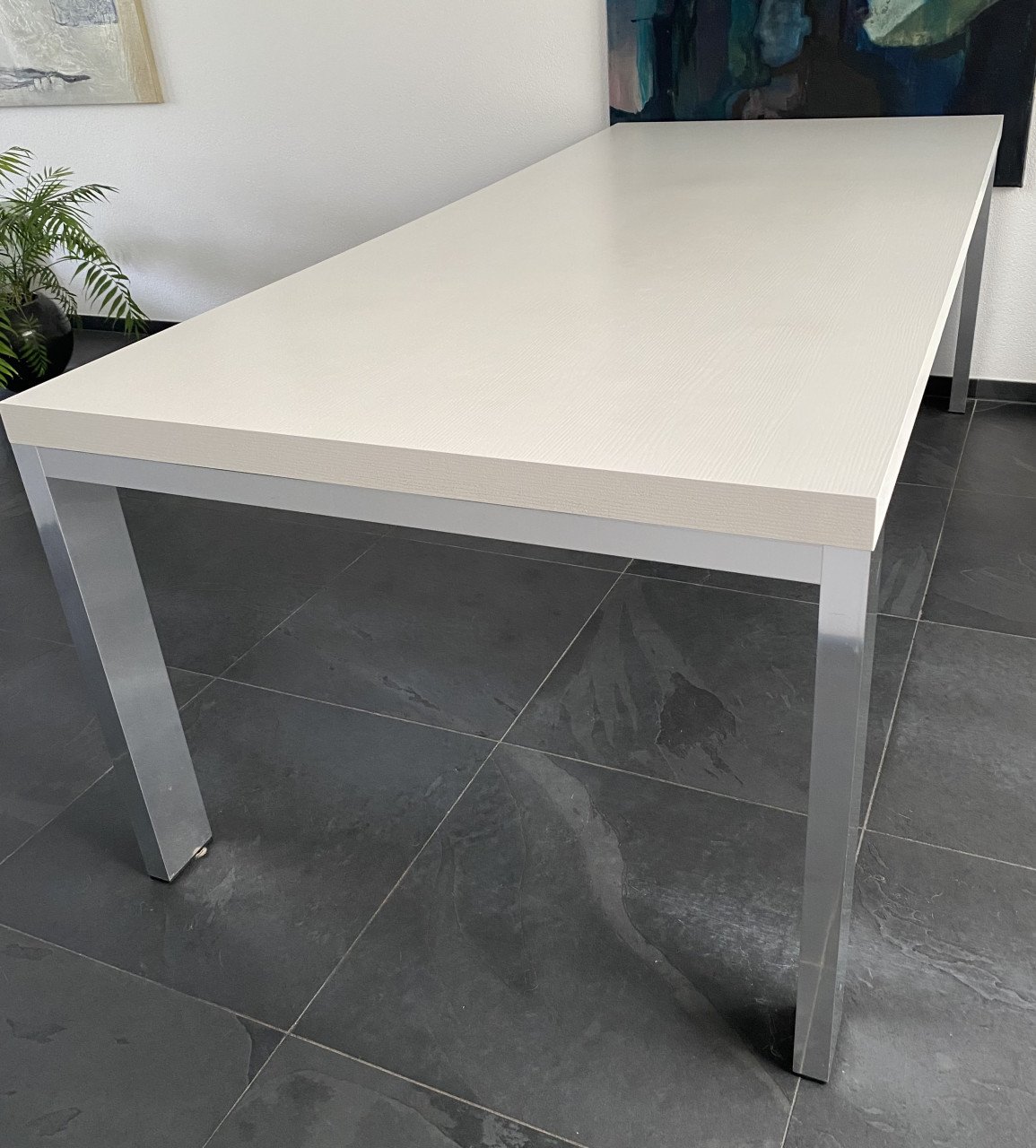 Eetkamertafel