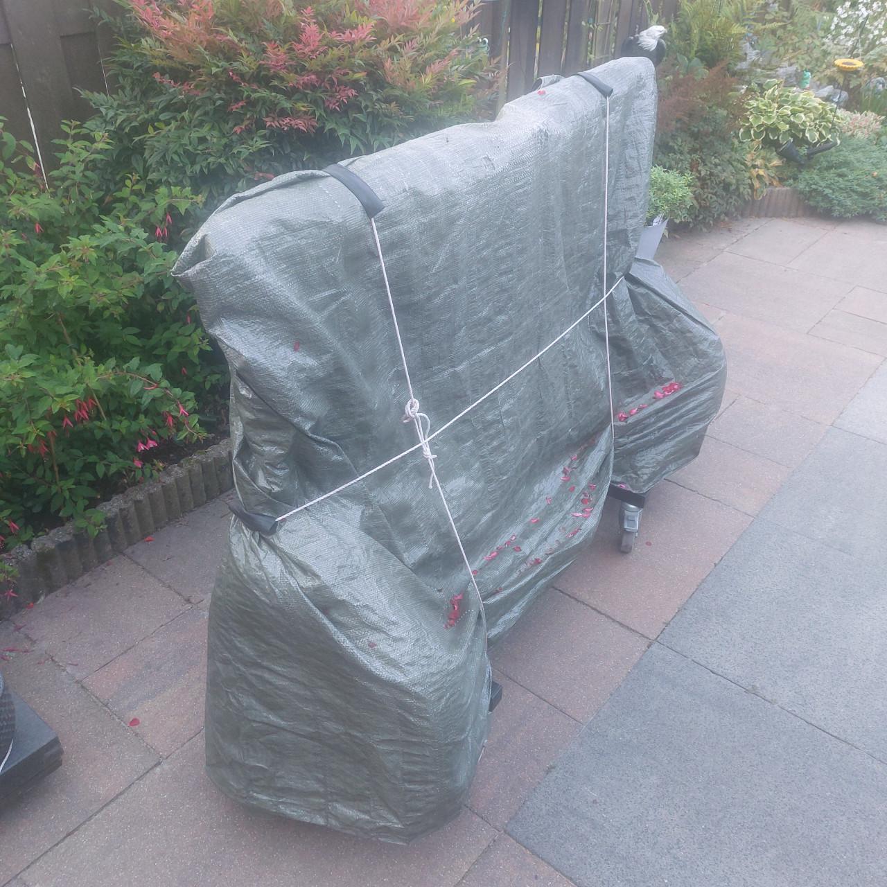 Fiets aan hangwagen voor achter de auto