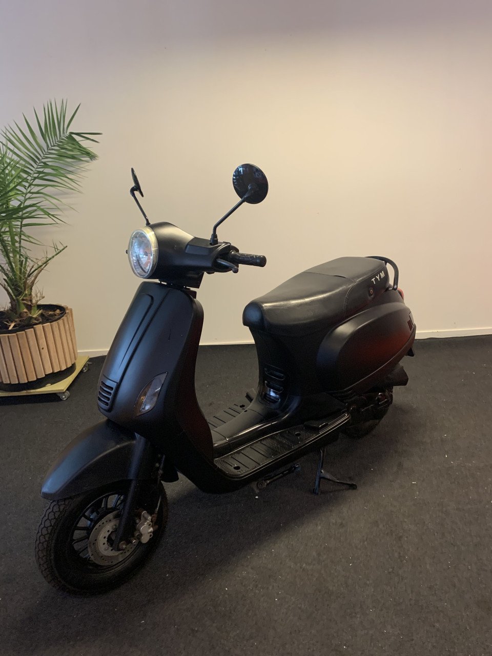 RIVA MODEL 45KM NU 495,= RIJKLAAR