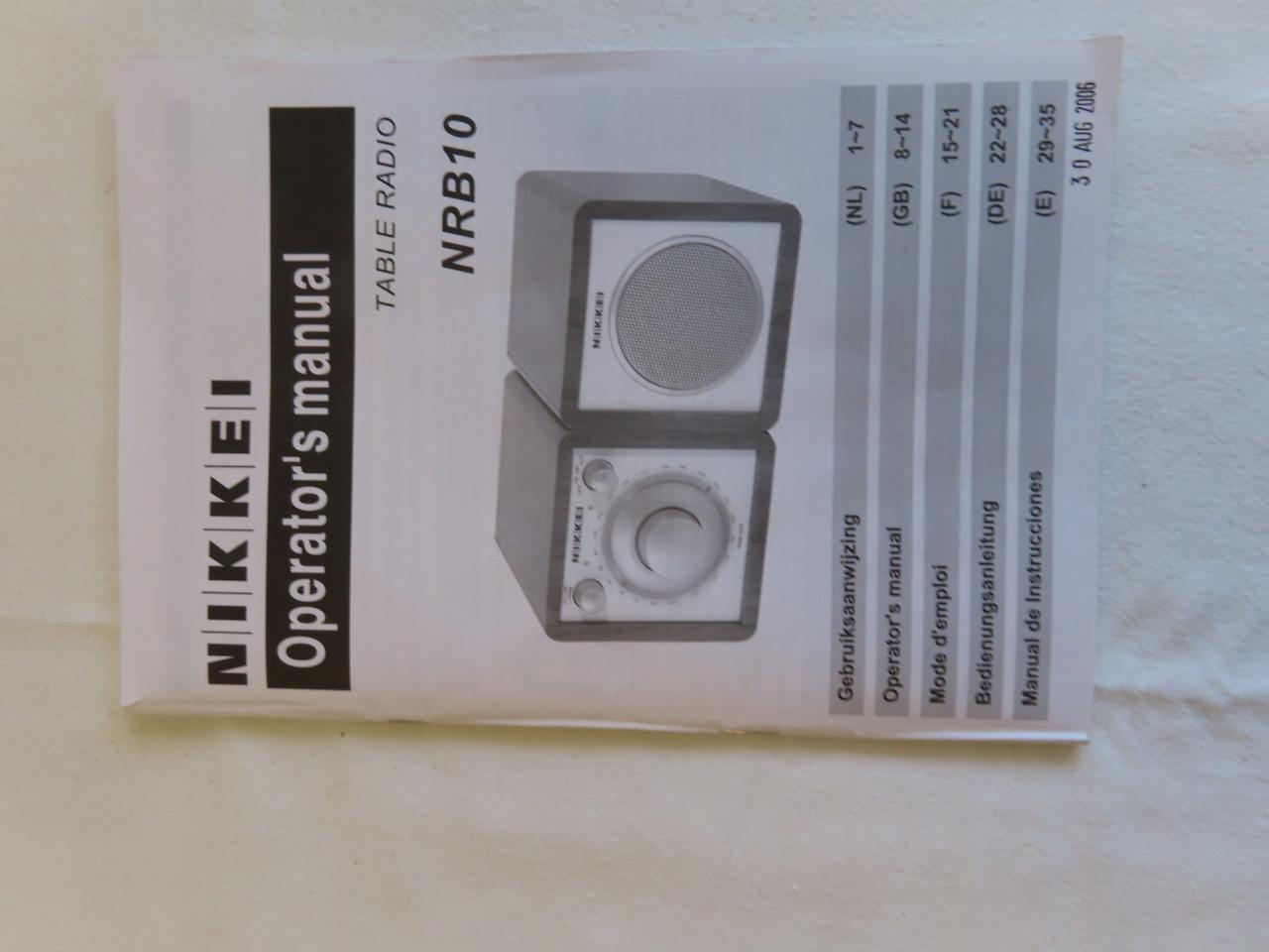 Radio met aparte geluidsbox Merk: Nikkei NRB10HT €.25,00