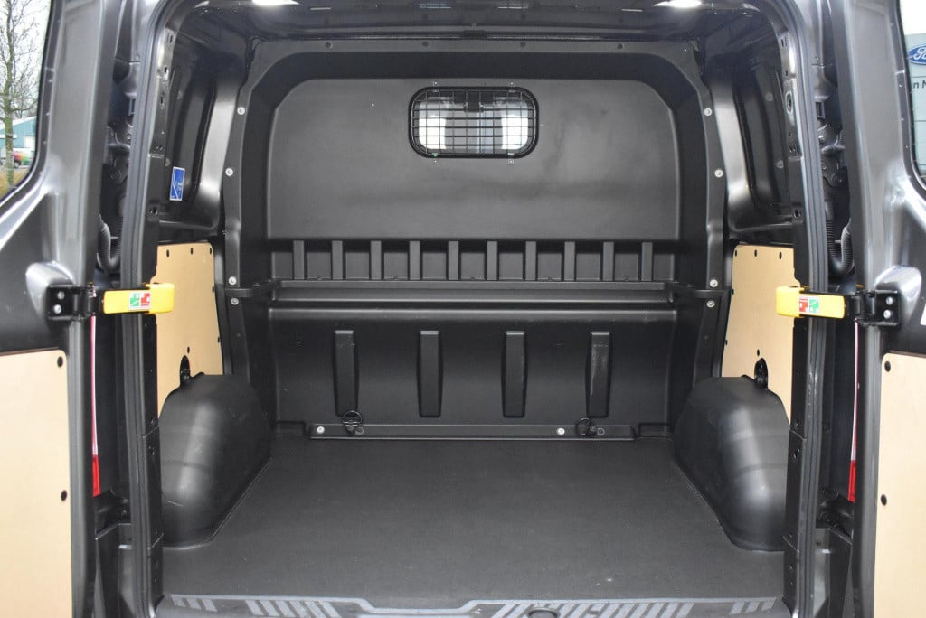 Ford Transit Custom 300 2.0 tdci l1h1 limited dc | trekhaak | cruise contro