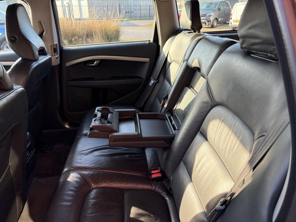 Volvo V70 1.6 t4 nordic | automaat | trekhaak | leer | nav