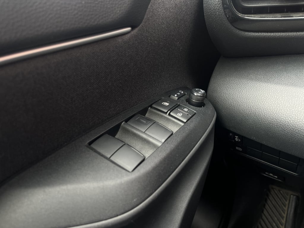 Toyota Yaris Cross 1.5 hybrid comfort | carplay | camera | acc | climate