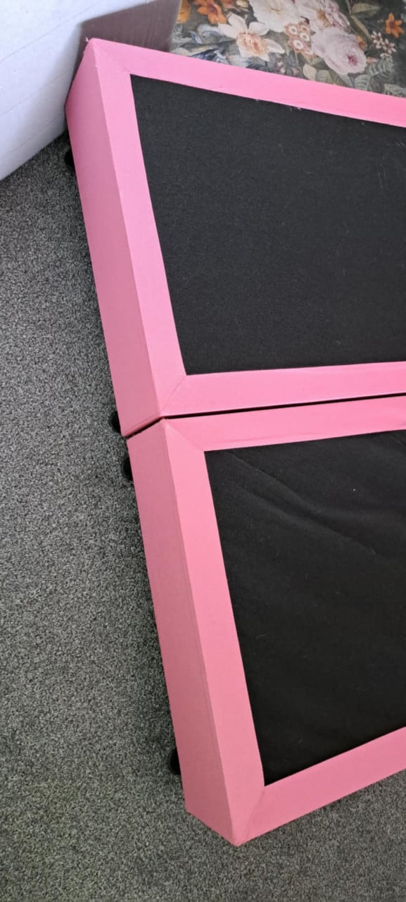 BOXSPRING ROZE 140X200 CM MET MATRAS OF ZONDER MATRAS.