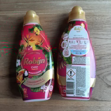 2 flessen Robijn wasmiddel color tropical