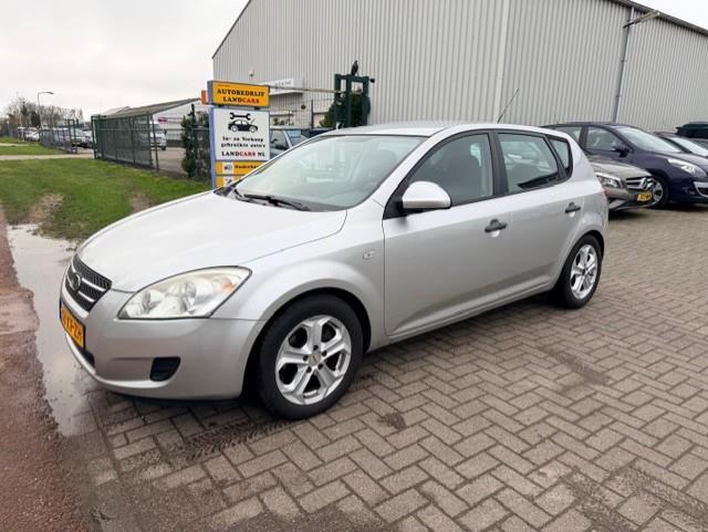 Kia Cee'd 1.4 x-tra