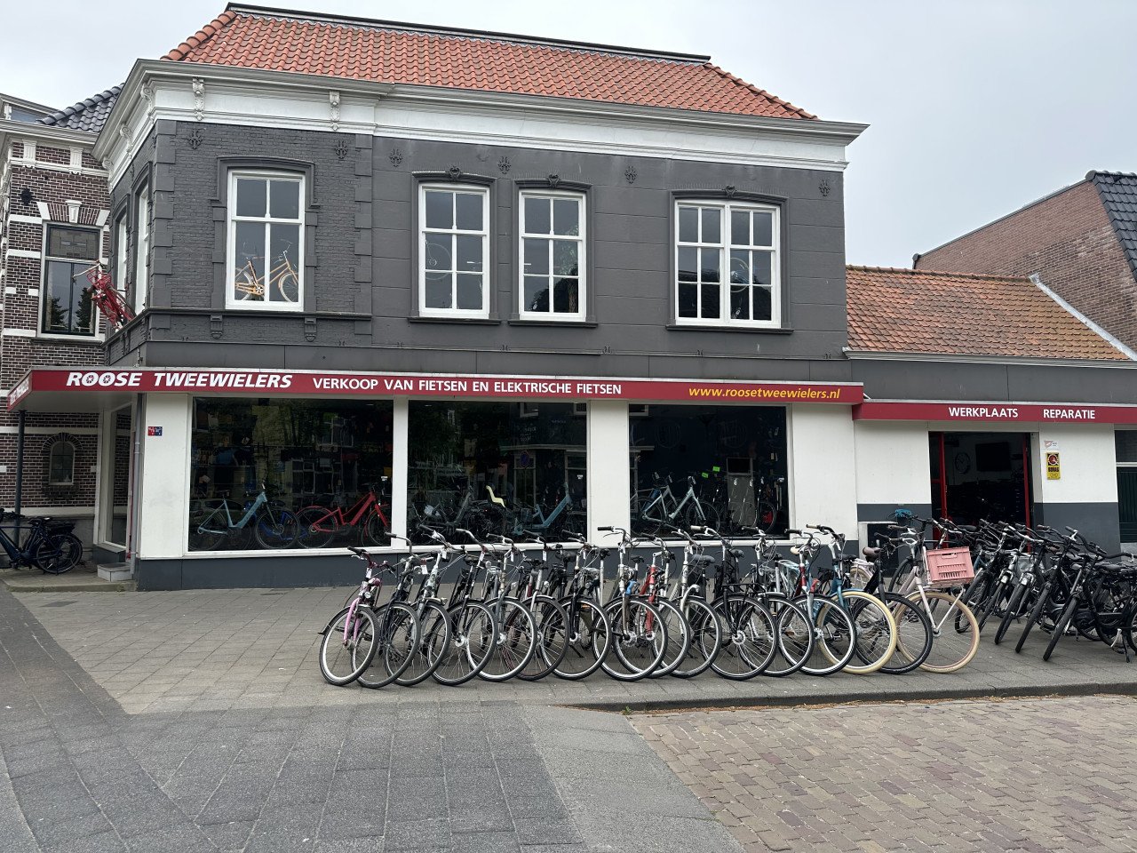Winkelmedewerker monteur